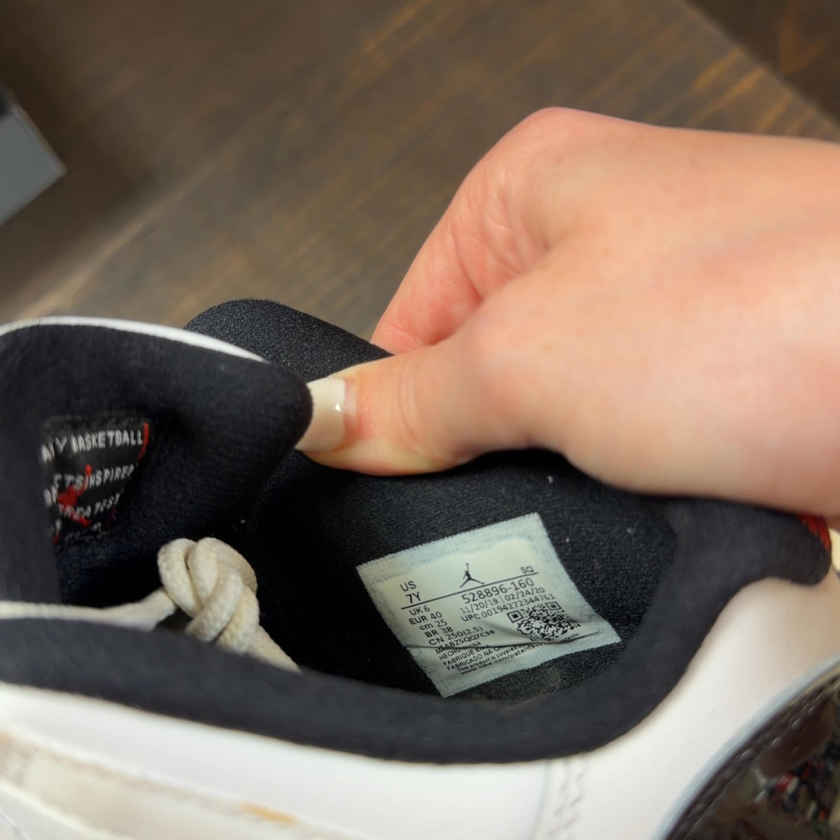 Jordan 11 Retro Low Concord Bred (GS) - Image 8