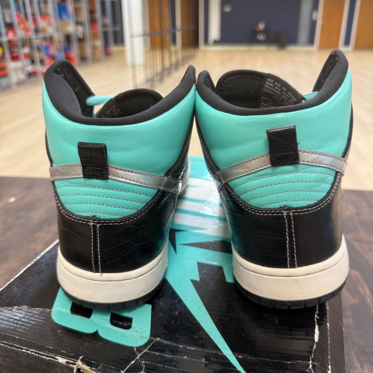 Nike SB Dunk High Diamond Supply Co. Size 11.5 (Pre-Owned) - Image 3