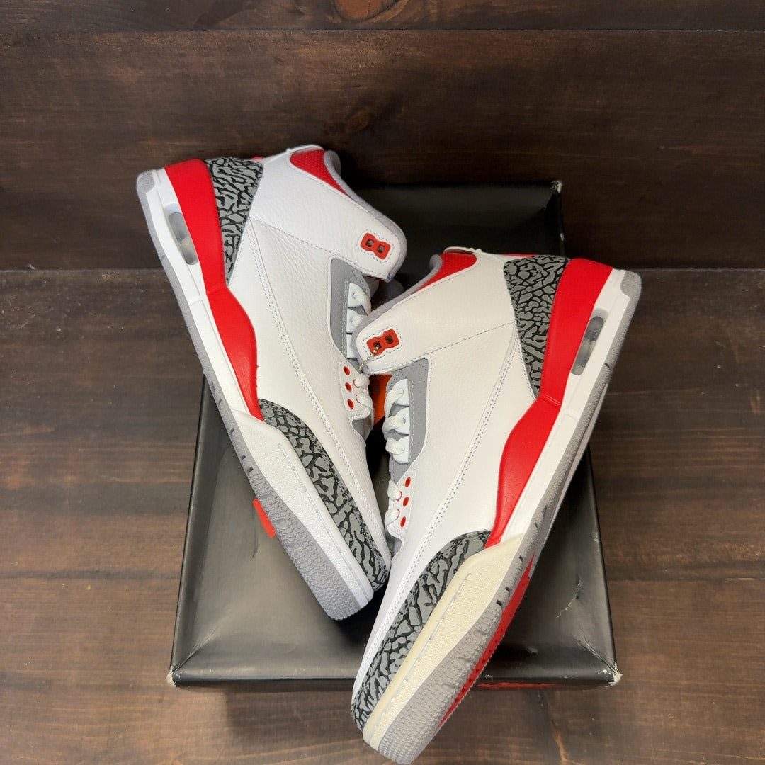 Jordan 3 Retro Fire Red (2022) - Image 2