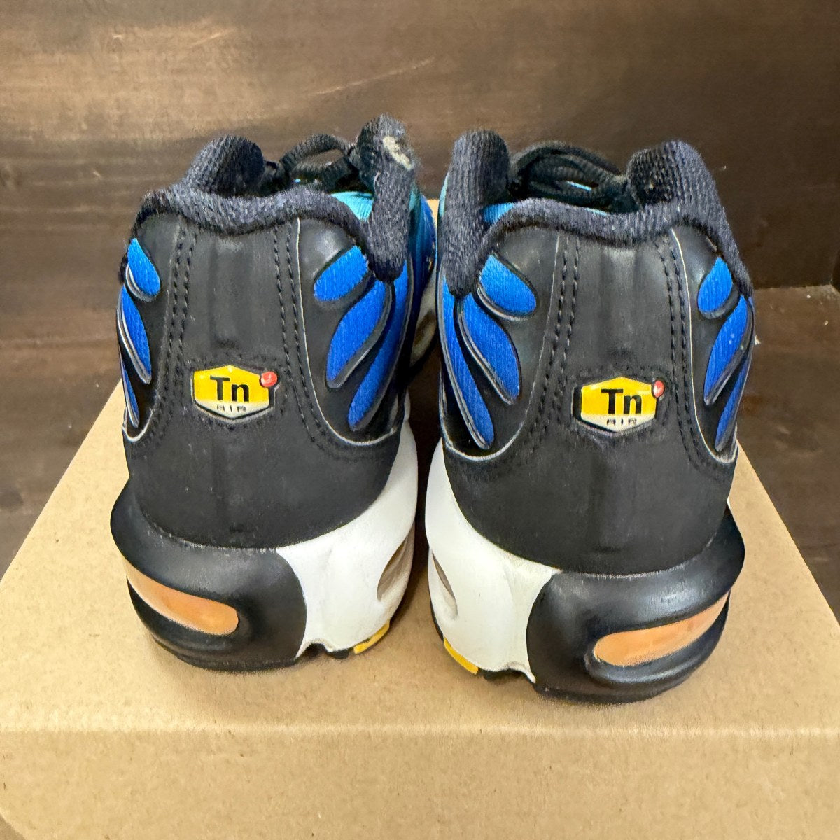 Nike Air Max Plus OG Hyper Blue (2018) Size 6.5 (Pre-Owned) - Image 4