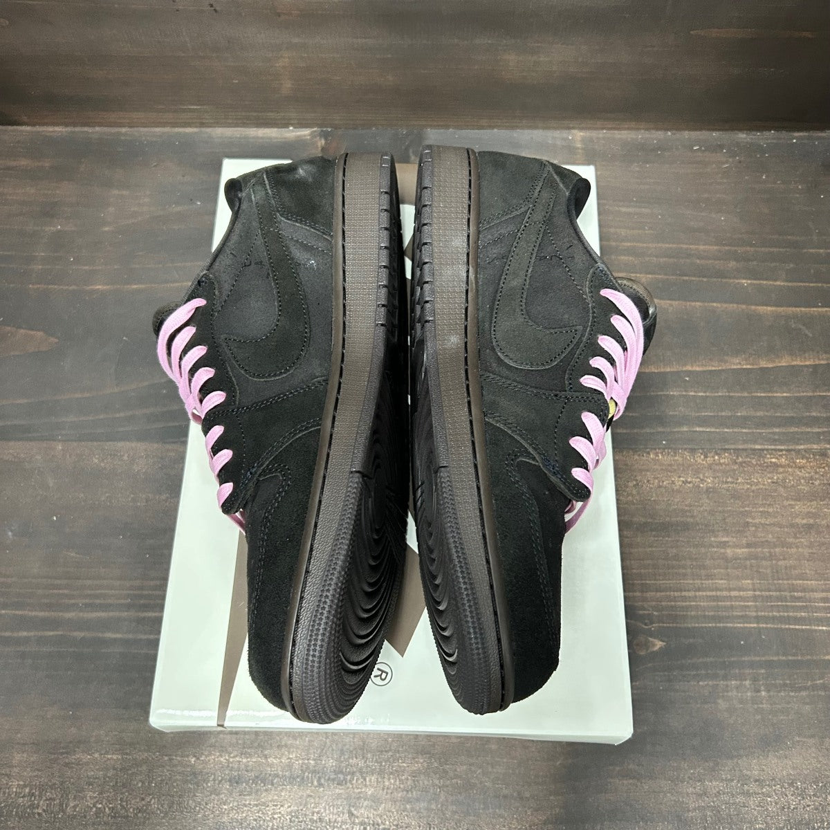 Jordan 1 Retro Low OG SP Travis Scott Velvet Brown - Image 4