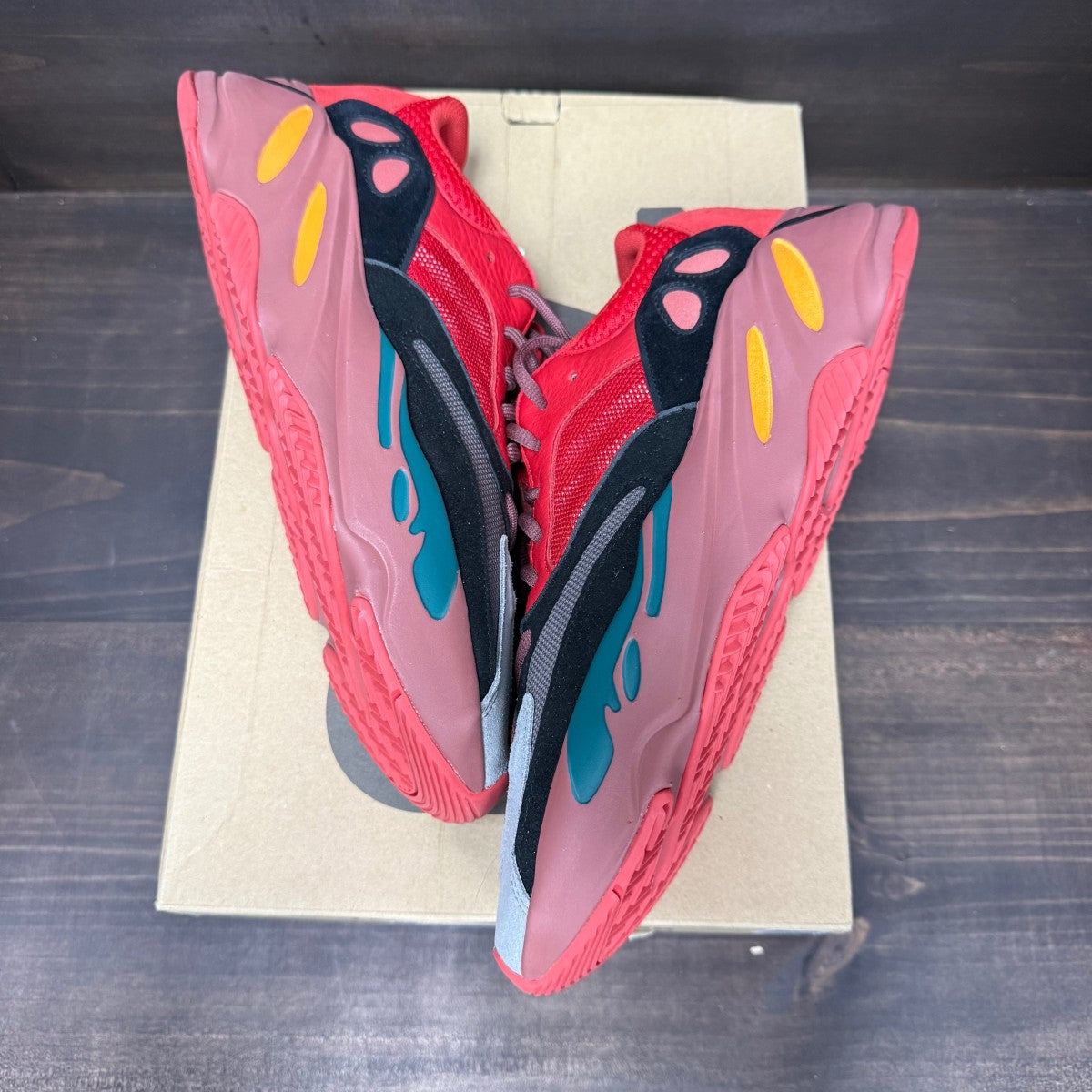 adidas Yeezy Boost 700 Hi-Res Red Size 12.5 (Pre-Owned) - Image 2