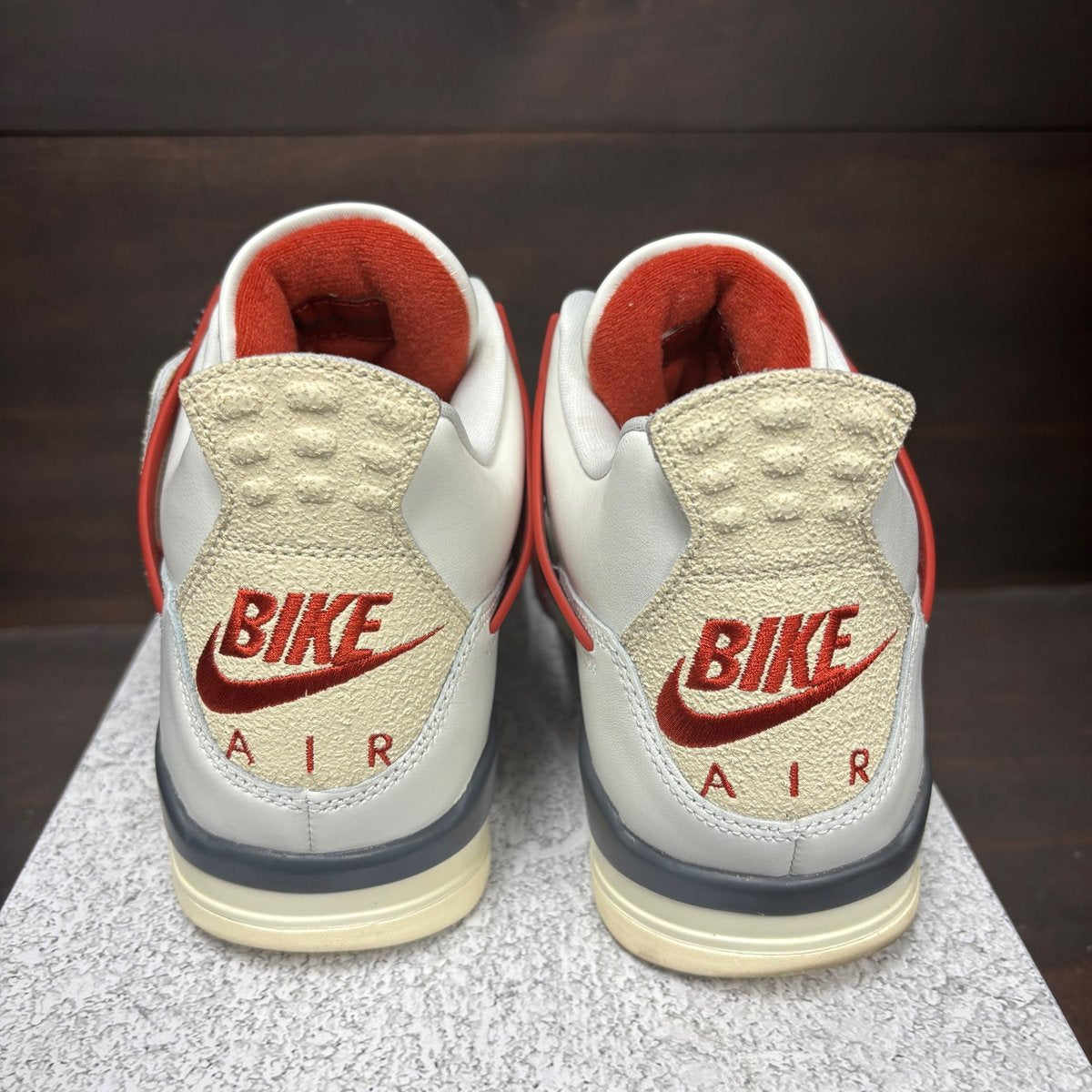 Jordan 4 Retro OG Nigel Sylvester Brick After Brick Size 9 (Pre-Owned) - sole