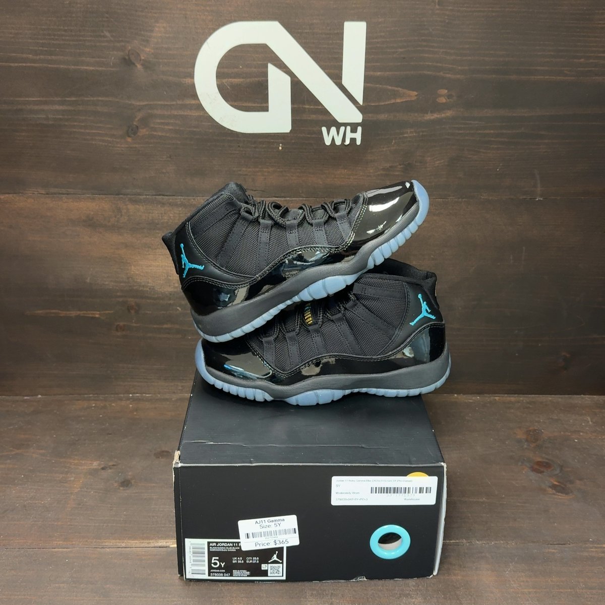 Jordan 11 Retro Gamma Blue (2025) (GS) Size 5Y (Pre-Owned) - front
