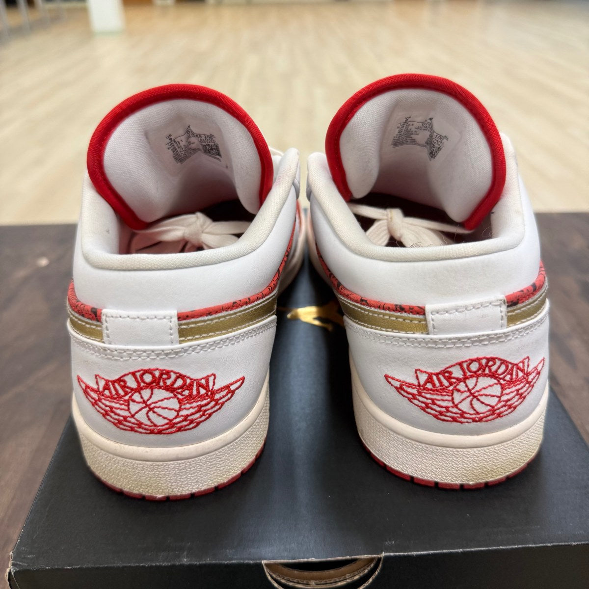 Jordan 1 Low Spades - Image 5