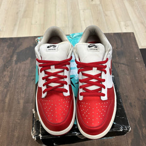 Nike SB Dunk Low Supreme Jewel Swoosh Red - Image 2