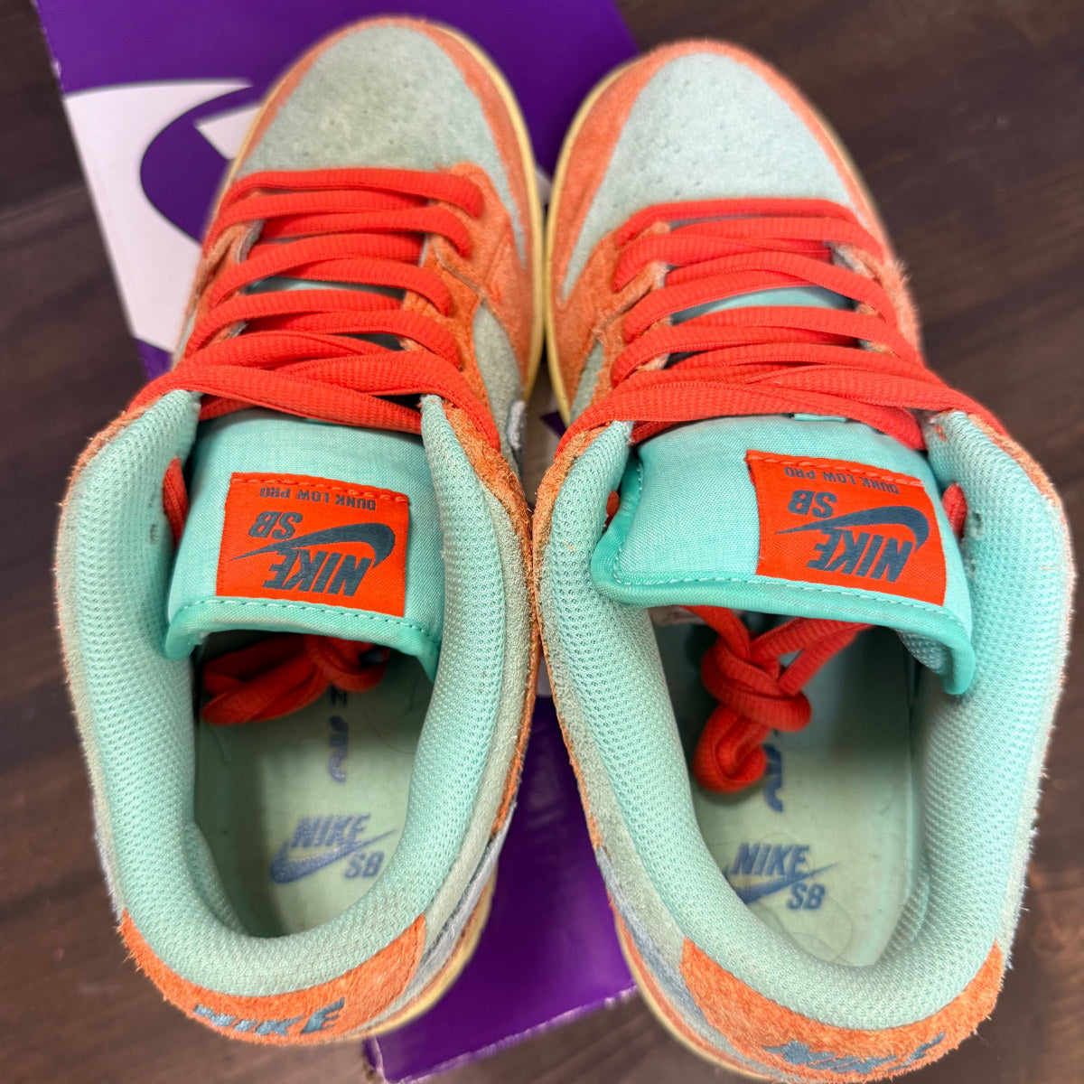 Nike SB Dunk Low Orange Emerald Rise - Image 4