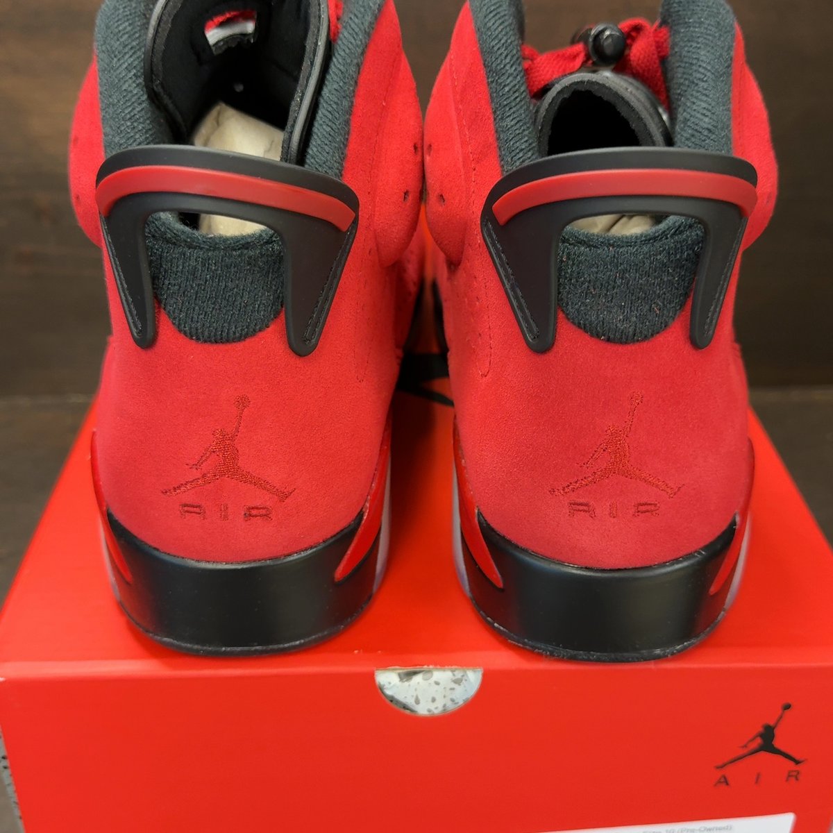 Jordan 6 Retro Toro Bravo Size 10 (Pre-Owned) - aux