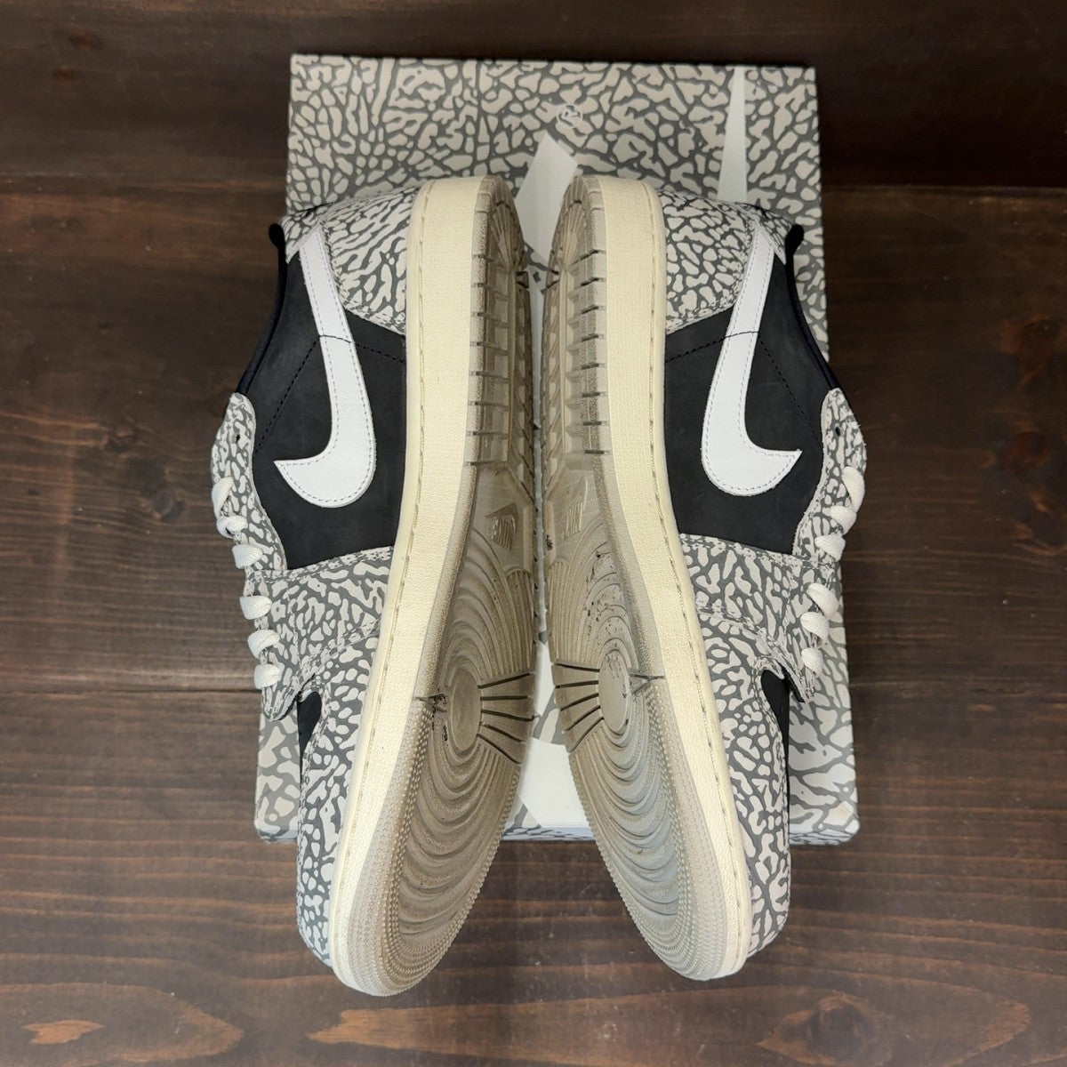 Jordan 1 Retro Low OG Black Cement - Image 4