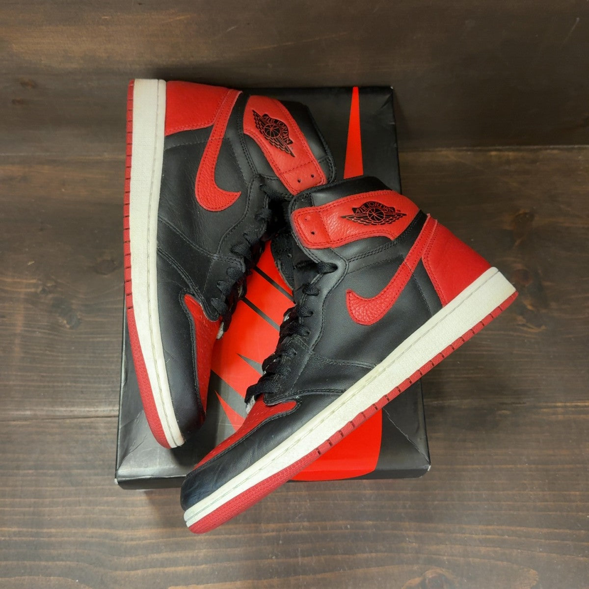 Jordan 1 Retro High Bred Banned (2016) - Image 2