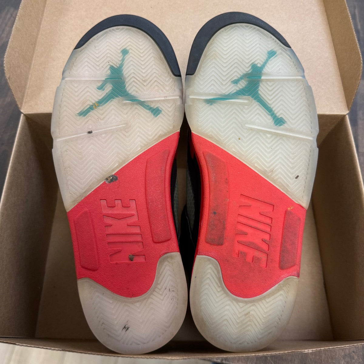 Jordan 5 Retro Top 3 Size 11 (Pre-Owned) - Image 3
