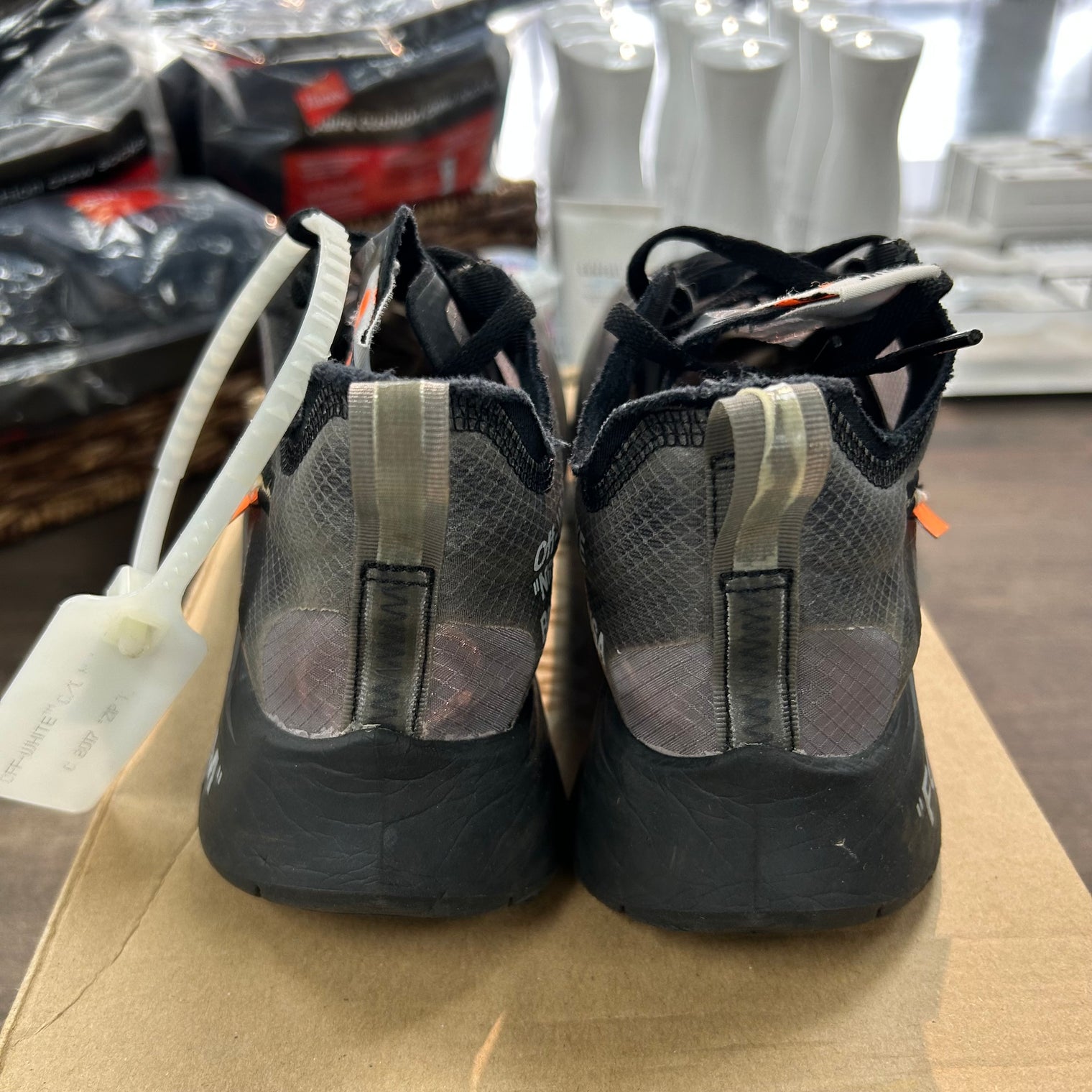 Off-White x Nike Zoom Fly Black Silver (USED)