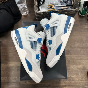 Jordan 4 Retro Military Blue (2024) - Image 1