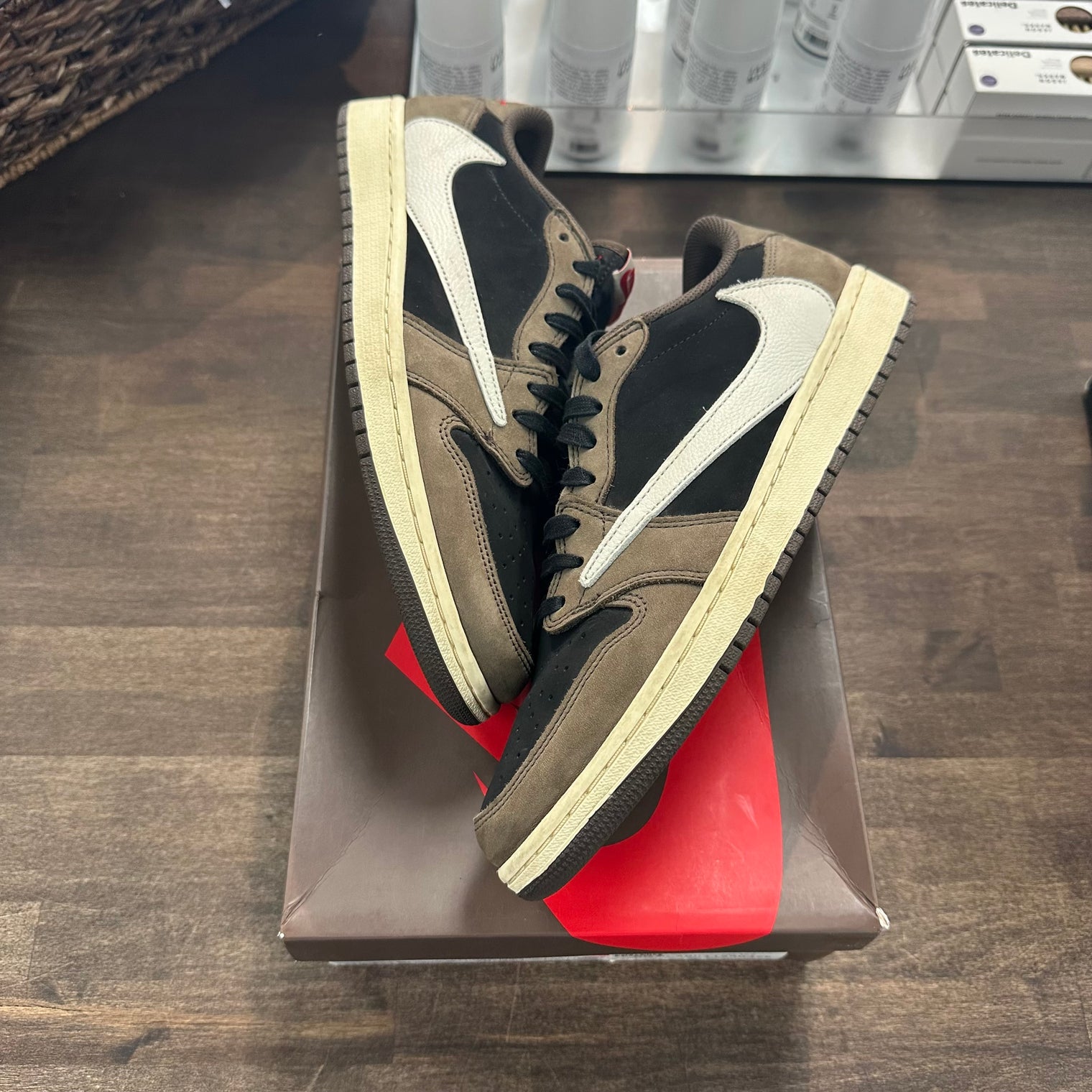 Mocha Travis Scott Jordan 1 Low OG SP (USED)