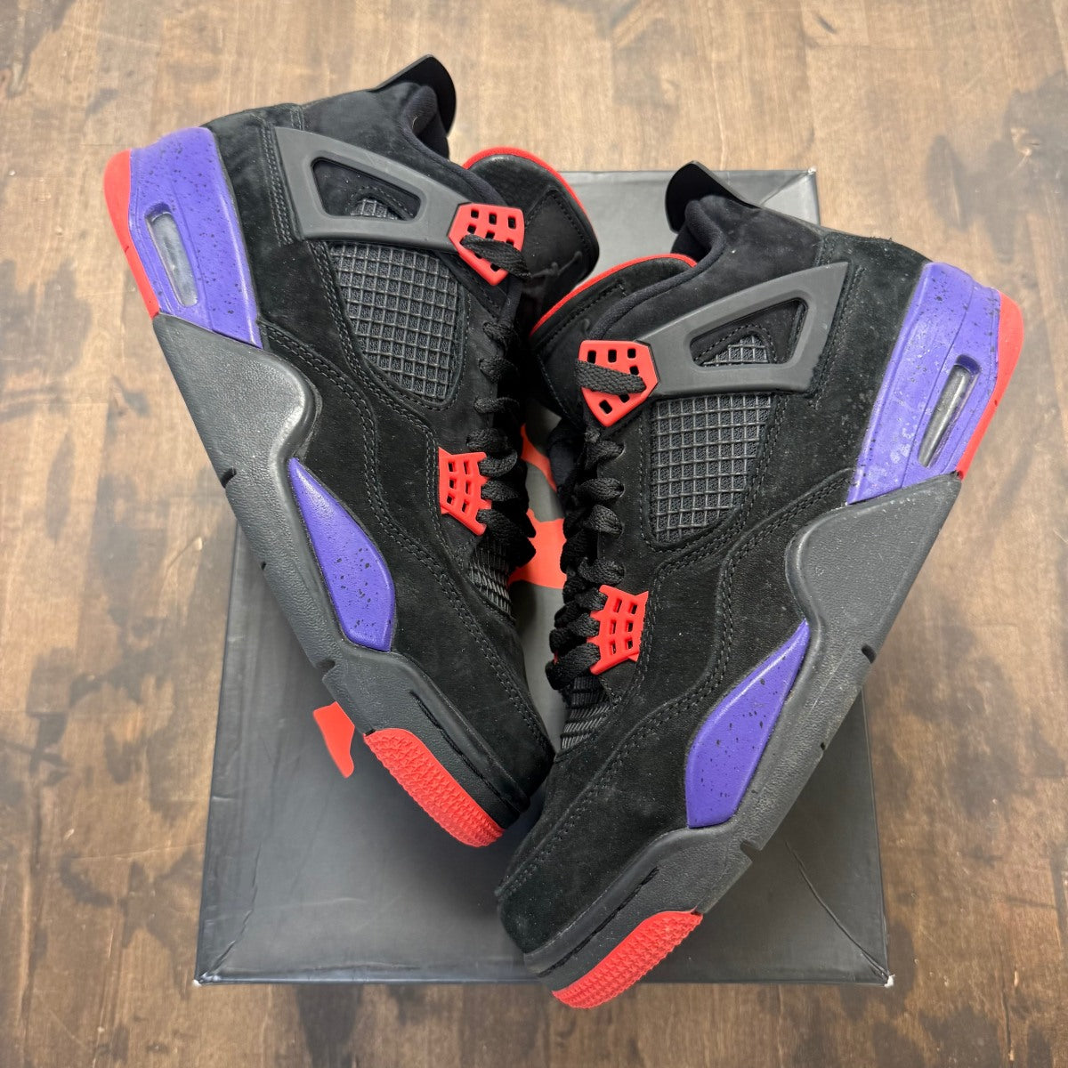 Jordan 4 Retro Raptors (2018) - Image 1