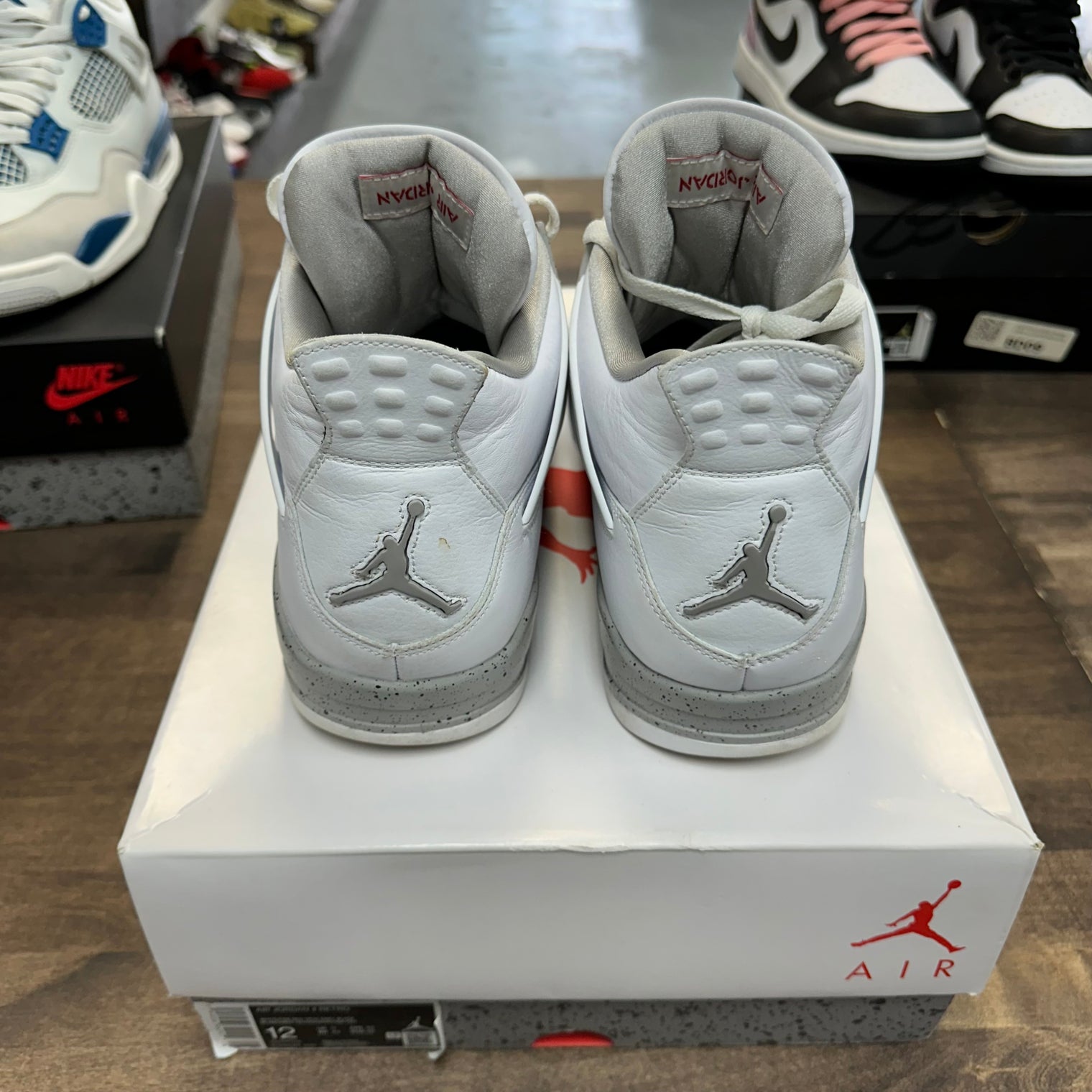 White Oreo Jordan 4 Retro (USED)