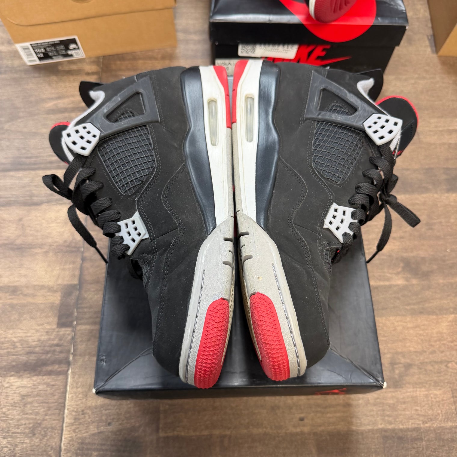 Bred Jordan 4 (2019) (USED)