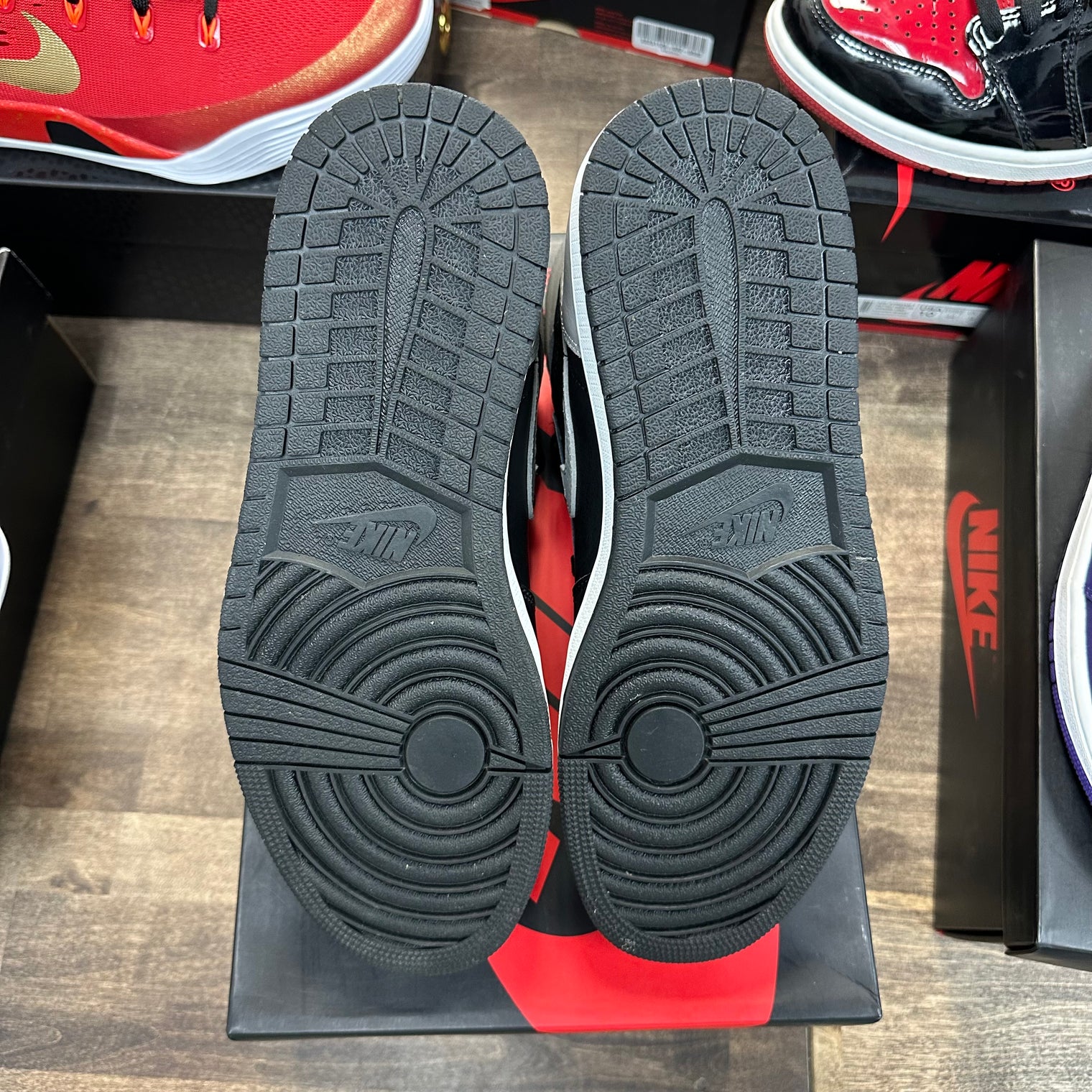 Shadow Jordan 1 High (2018) (Lightly Worn)