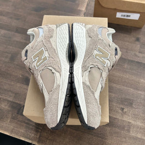 New Balance 2002R Protection Pack Driftwood Size 9.5 (Pre-Owned) - Image 3