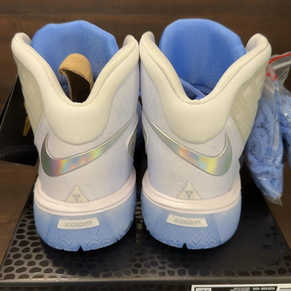 Nike Kobe 3 Protro Christmas - Image 5