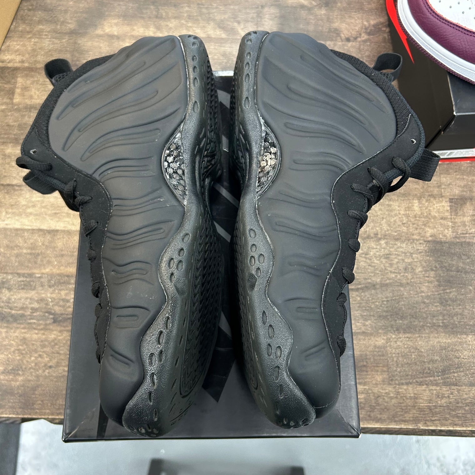 Anthracite Nike Foamposite One (2020) (USED)