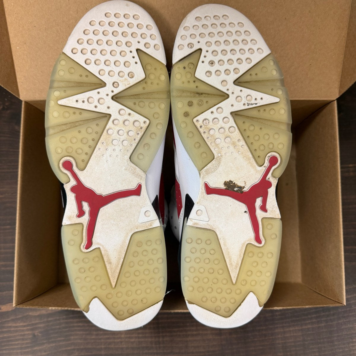 Jordan 6 Retro Carmine (2021) Size 11 (Pre-Owned) - Image 6