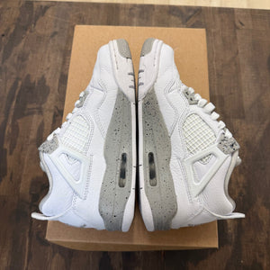 Jordan 4 Retro White Oreo (2021) (GS) Size 4Y (Pre-Owned) - Image 4