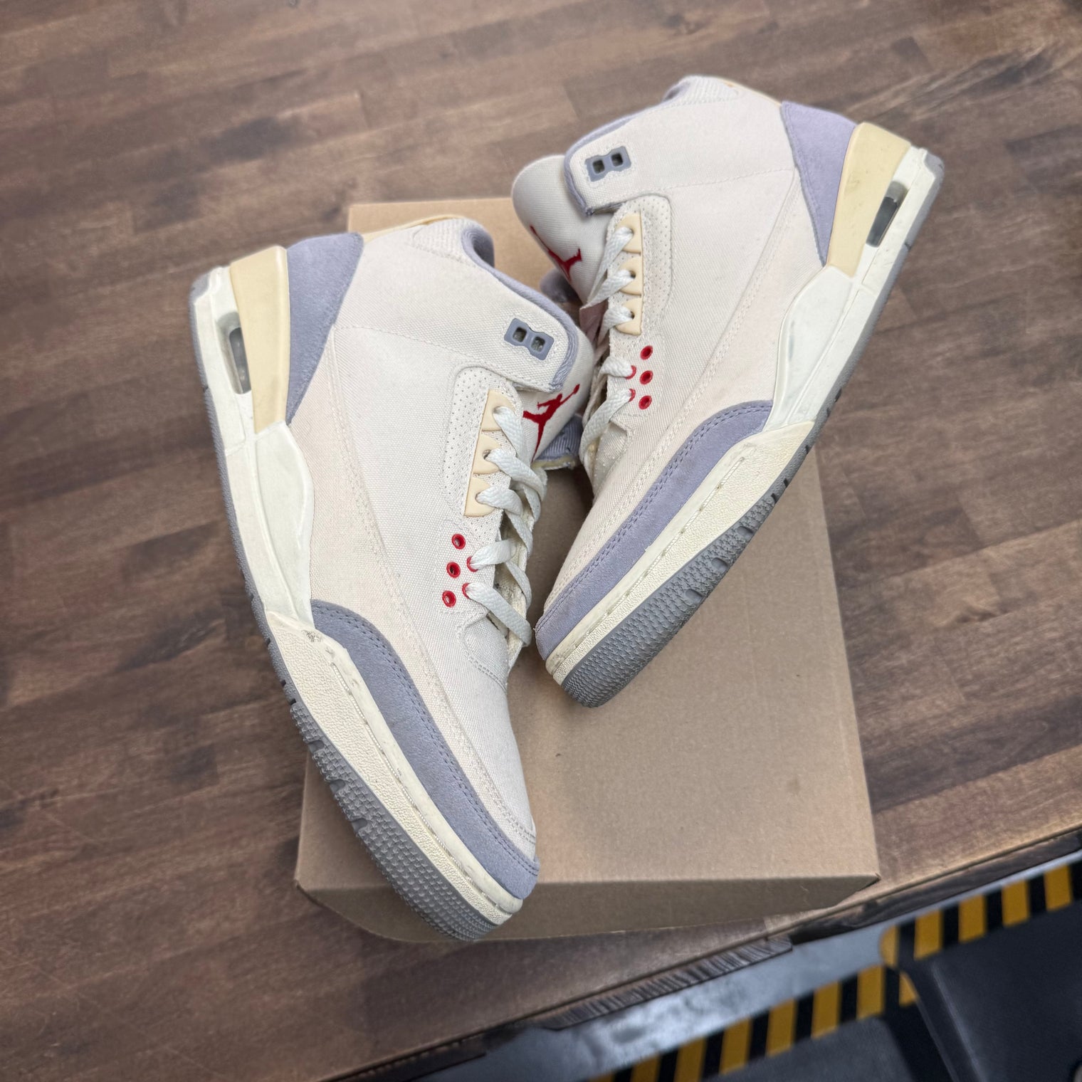 Muslin Jordan 3 Retro (USED, No Box)
