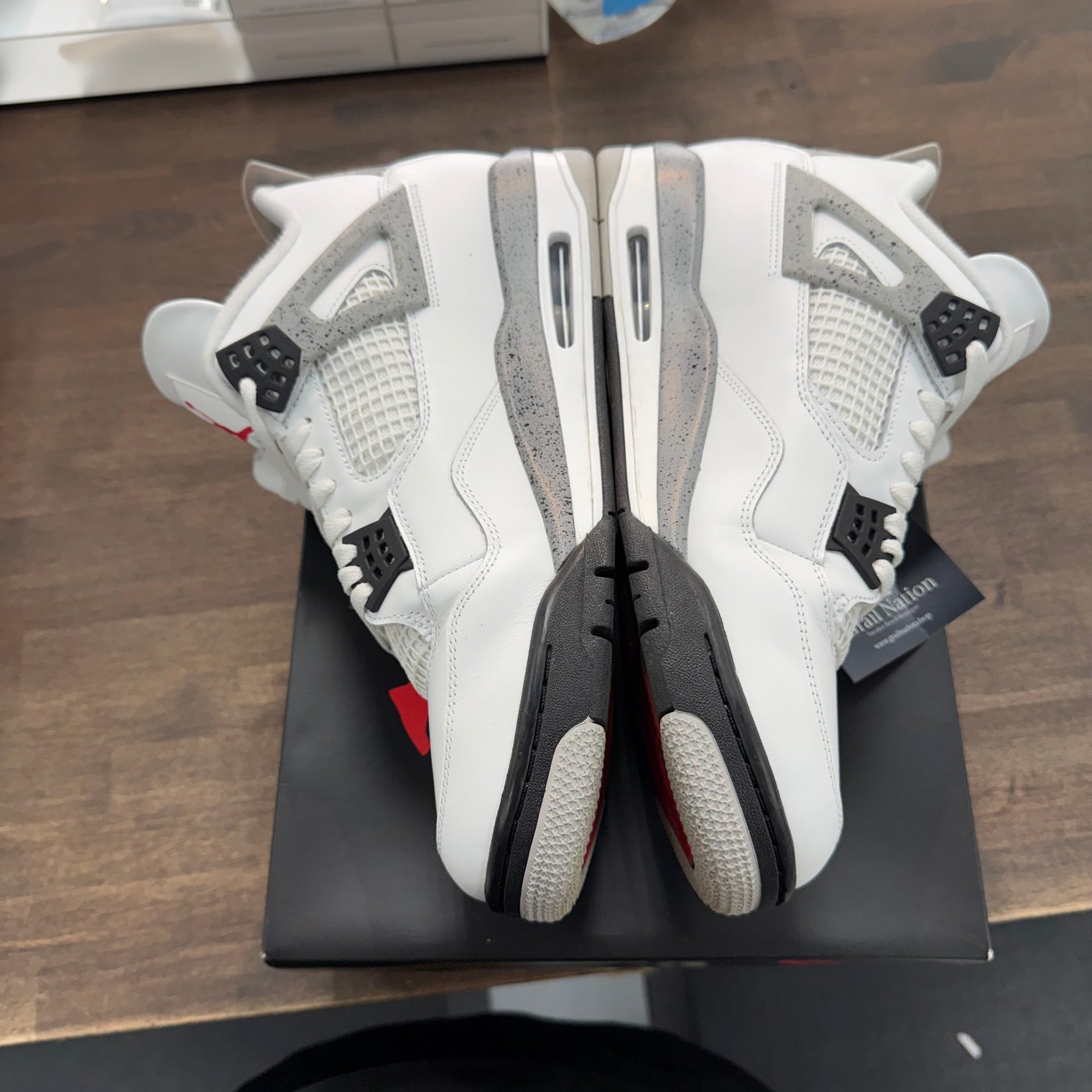 White Cement Jordan 4 (2025) (USED)