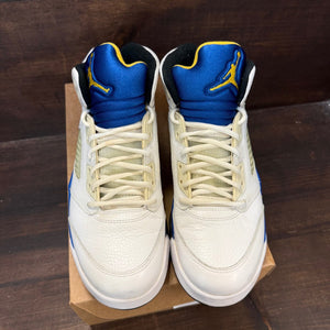 Jordan 5 Retro Laney (2013) Size 10.5 (Pre-Owned) - Image 2