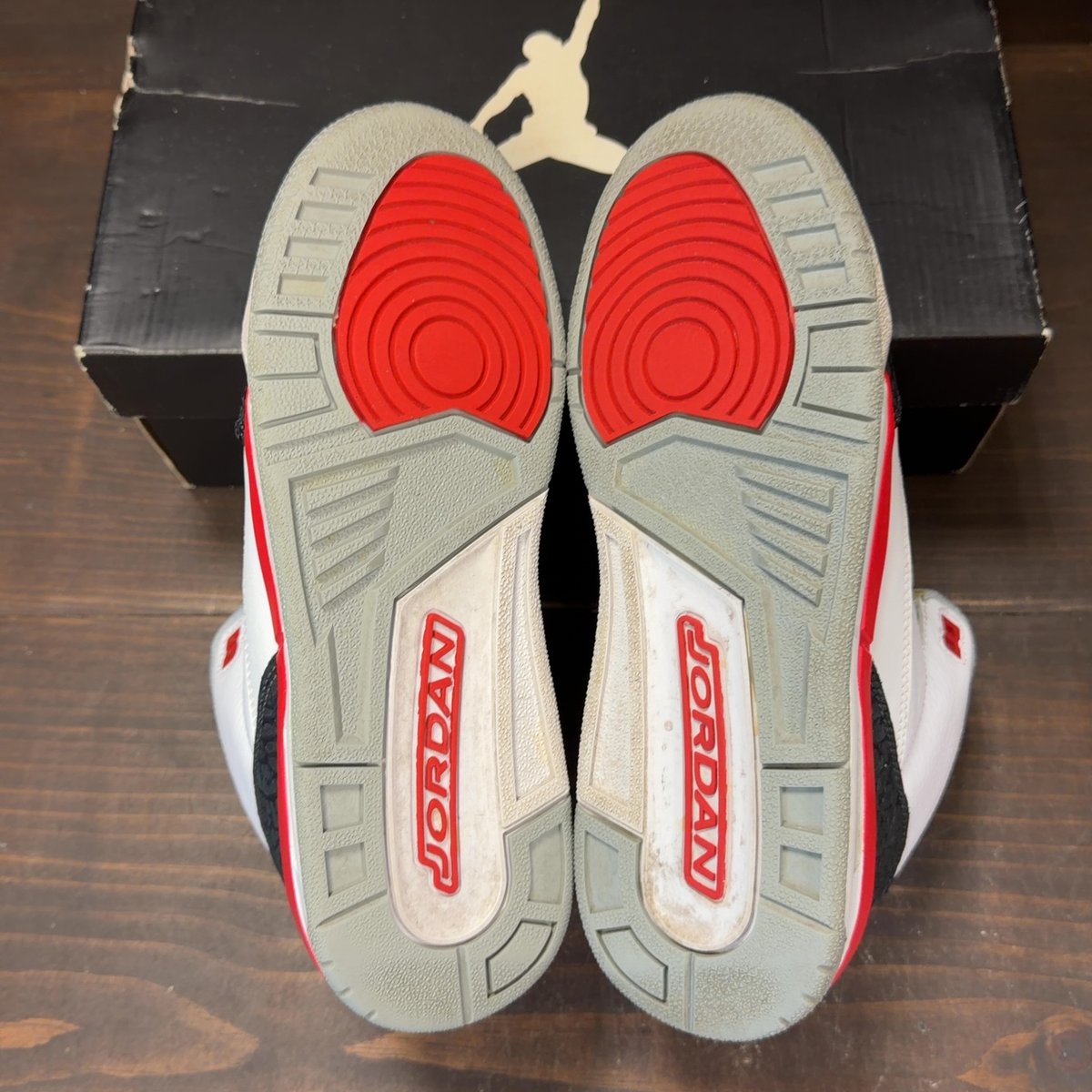 Jordan 3 Retro Fire Red (2013) (GS) Size 7Y (Pre-Owned) - aux