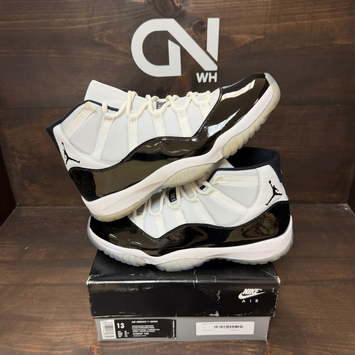 Jordan 11 Retro Concord (2018) - Image 1