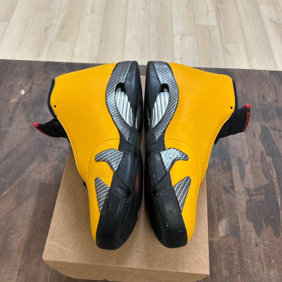 Jordan 14 Retro University Gold Size 11 (Pre-Owned) - Image 3