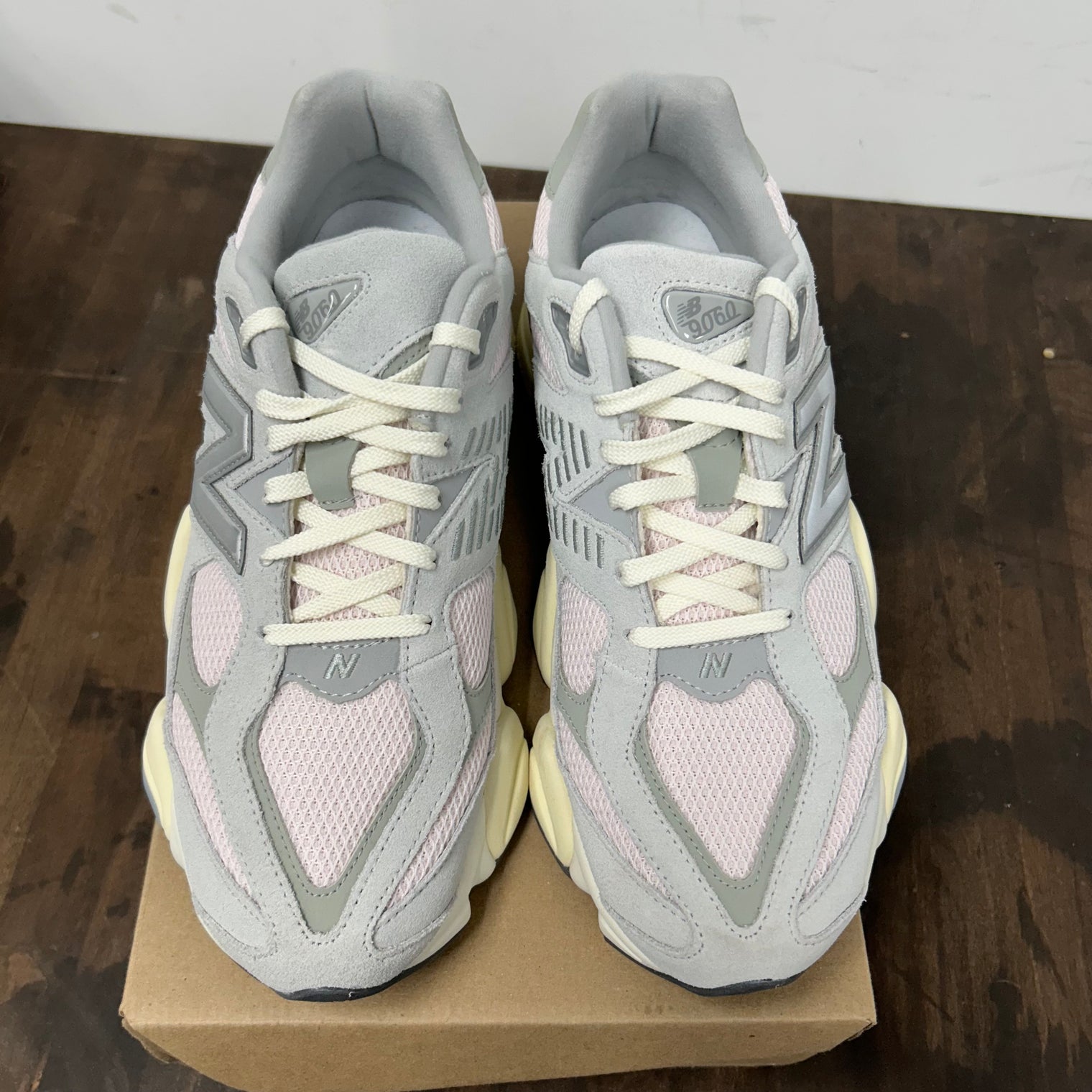 Granite Pink New Balance 9060 (USED,No Box)