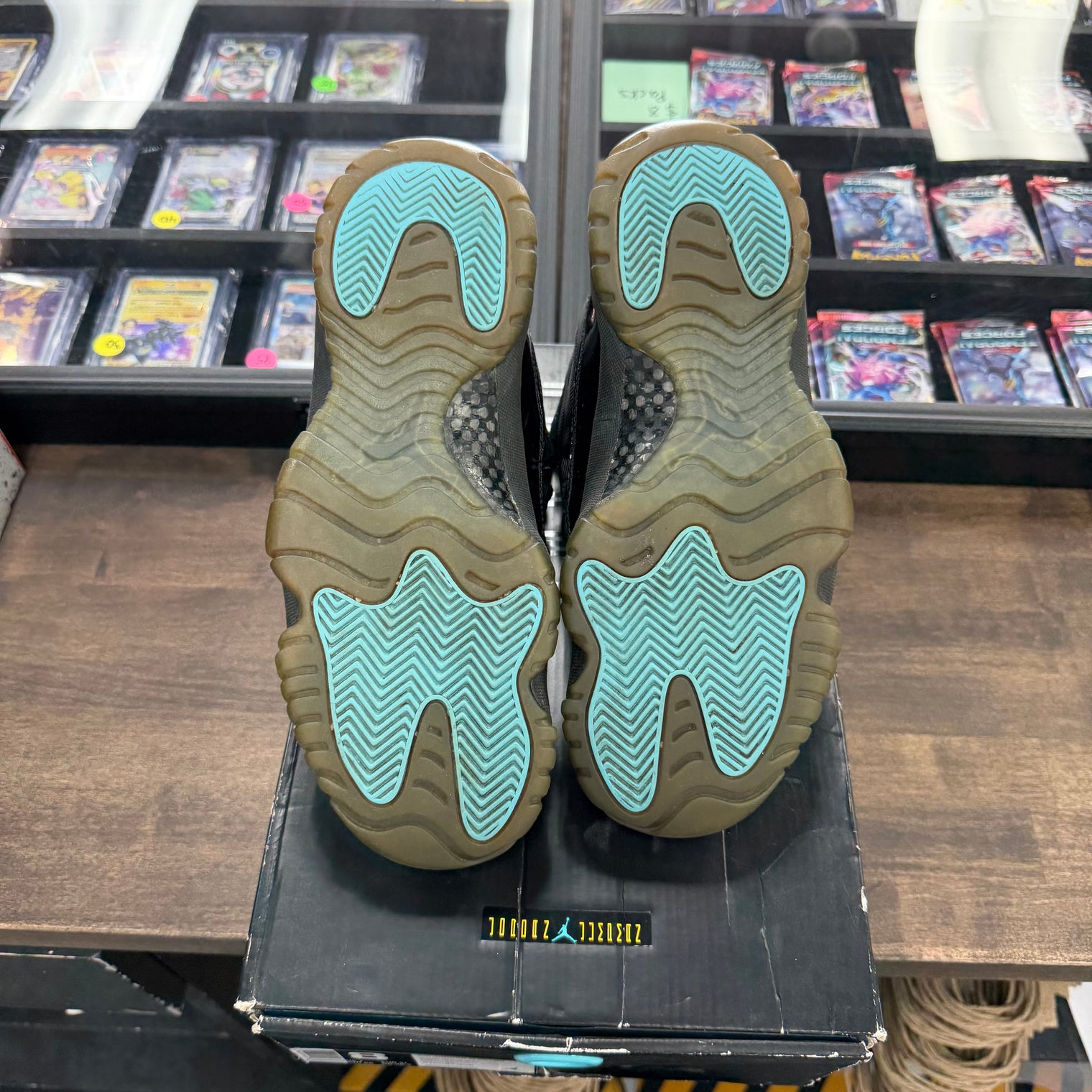 Gamma Jordan 11 Retro (USED)