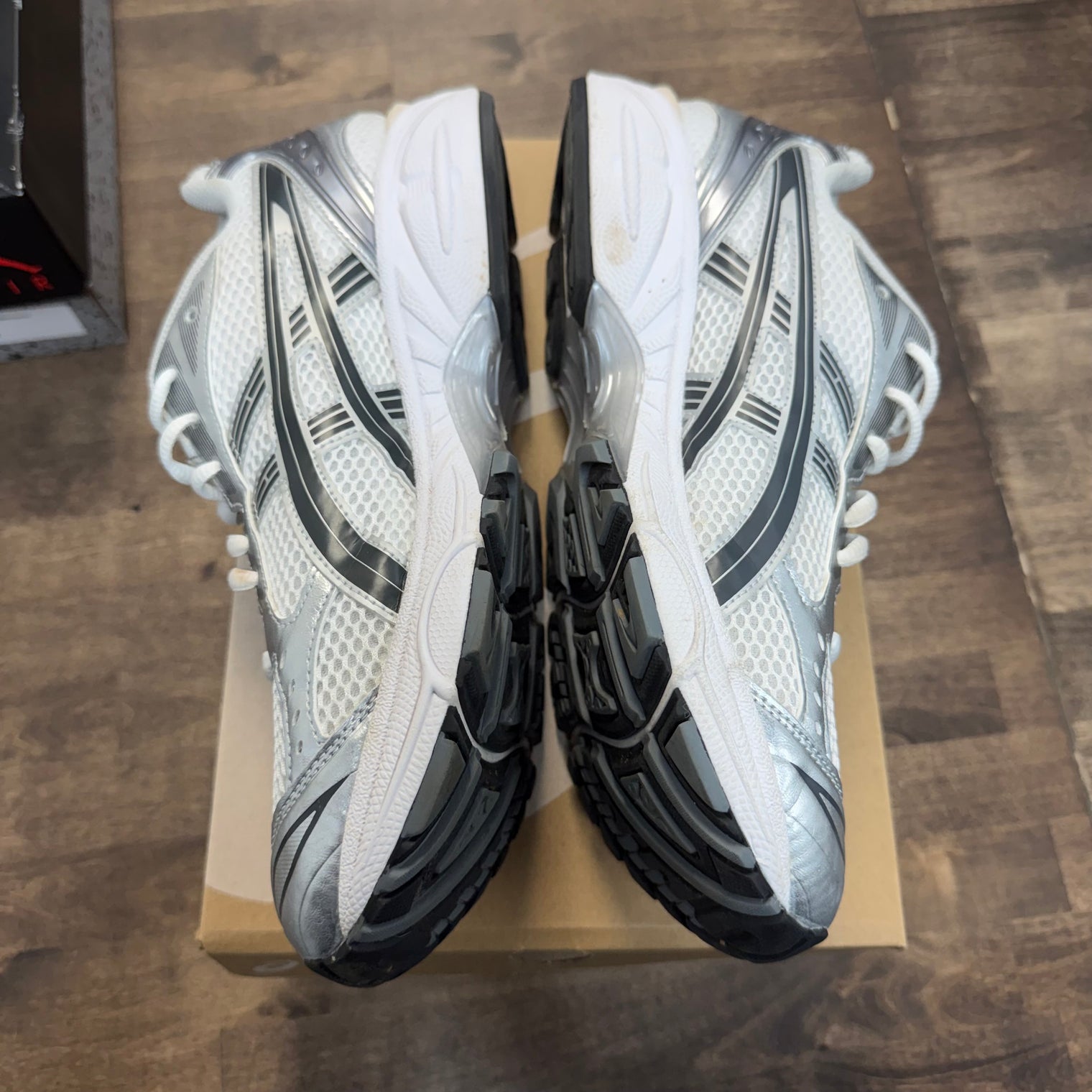 White Graphite Grey ASICS Gel-Kayano 14 (USED)