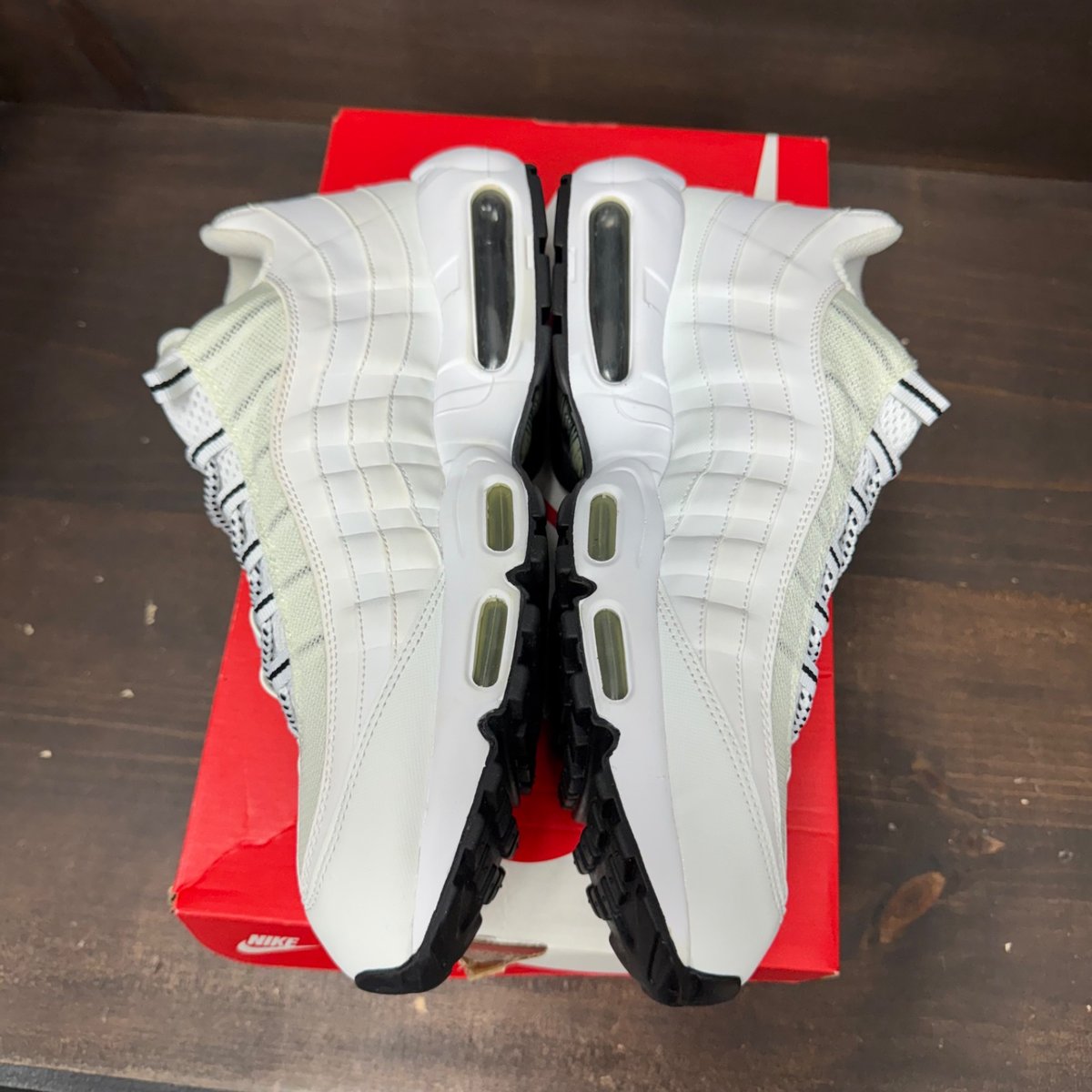 Nike Air Max 95 White Black Size 13 (Pre-Owned) - tag