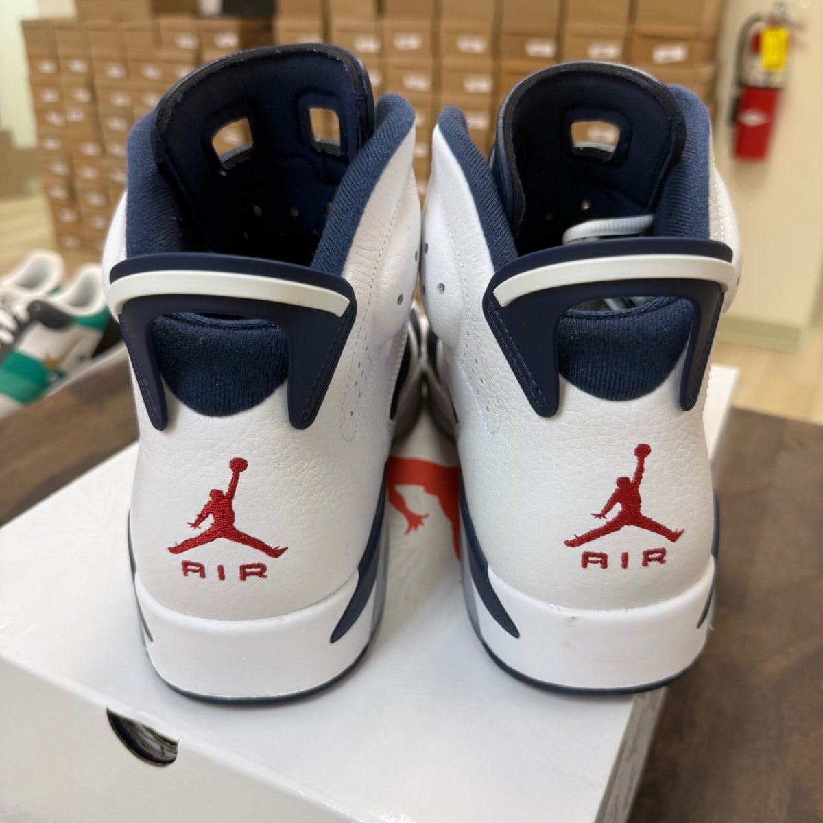 Jordan 6 Retro Olympic (2024) - Image 3