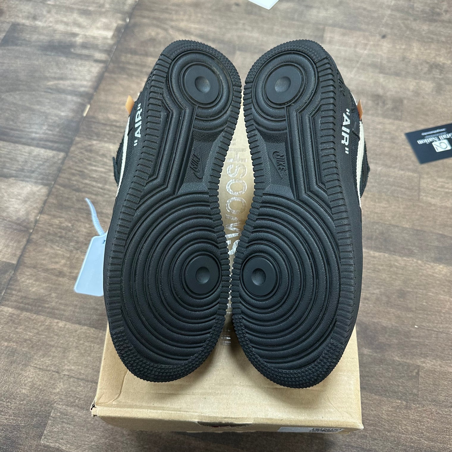 Black Off-White Air Force 1 Low (USED)