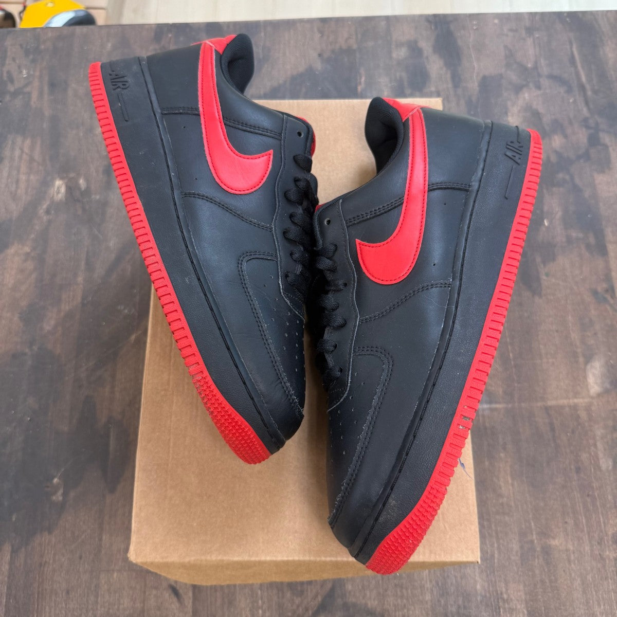 Nike Air Force 1 Low Bred Size 11 (Pre-Owned) - Image 1