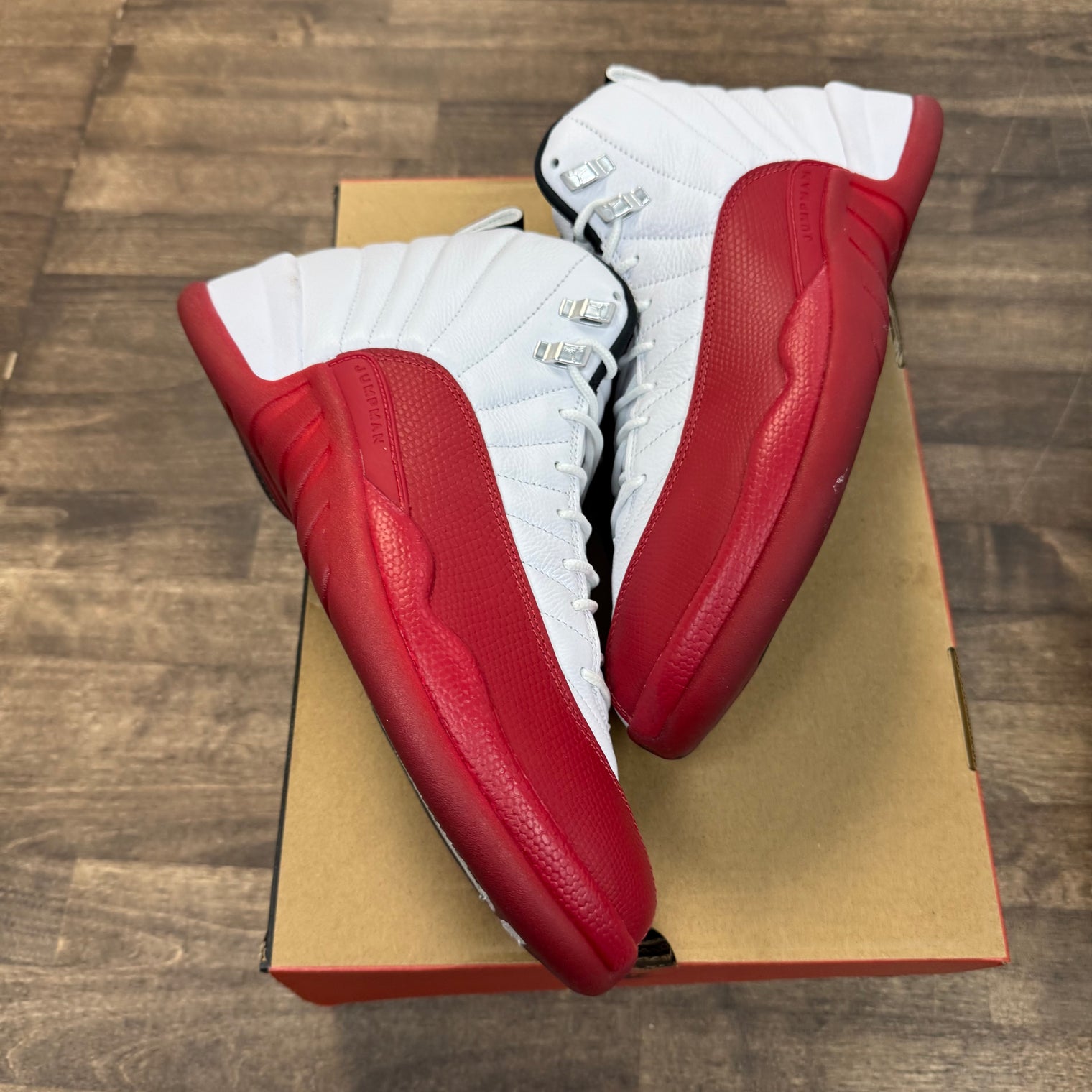 Cherry Jordan 12 (USED)