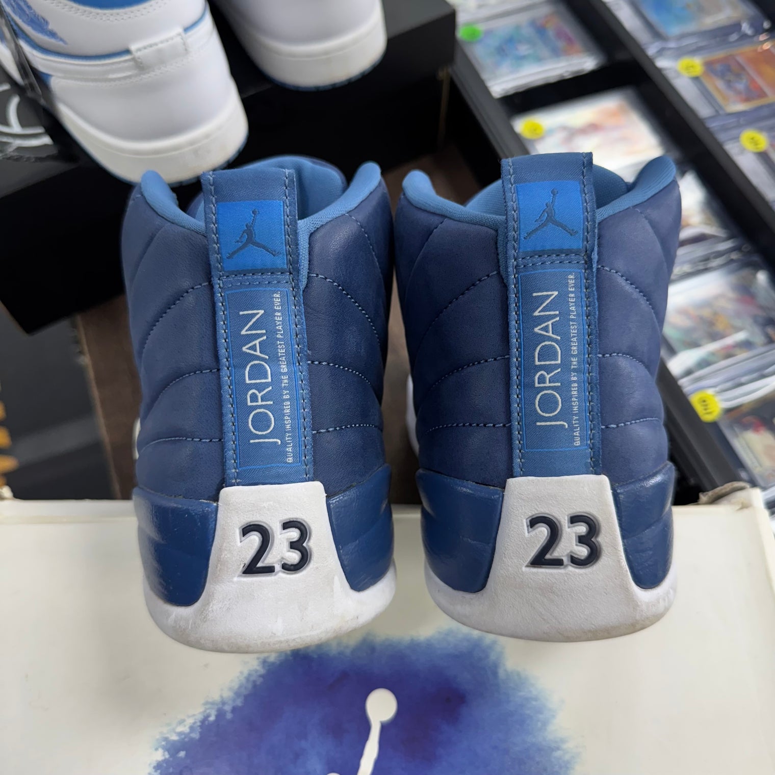Indigo Jordan 12 Retro (USED)