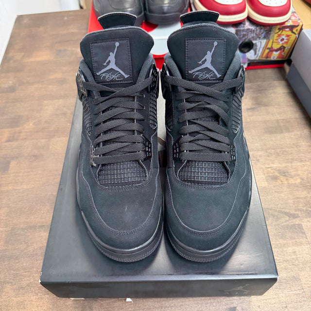 Black Cat Jordan 4 Retro (2020) (Lightly Worn)