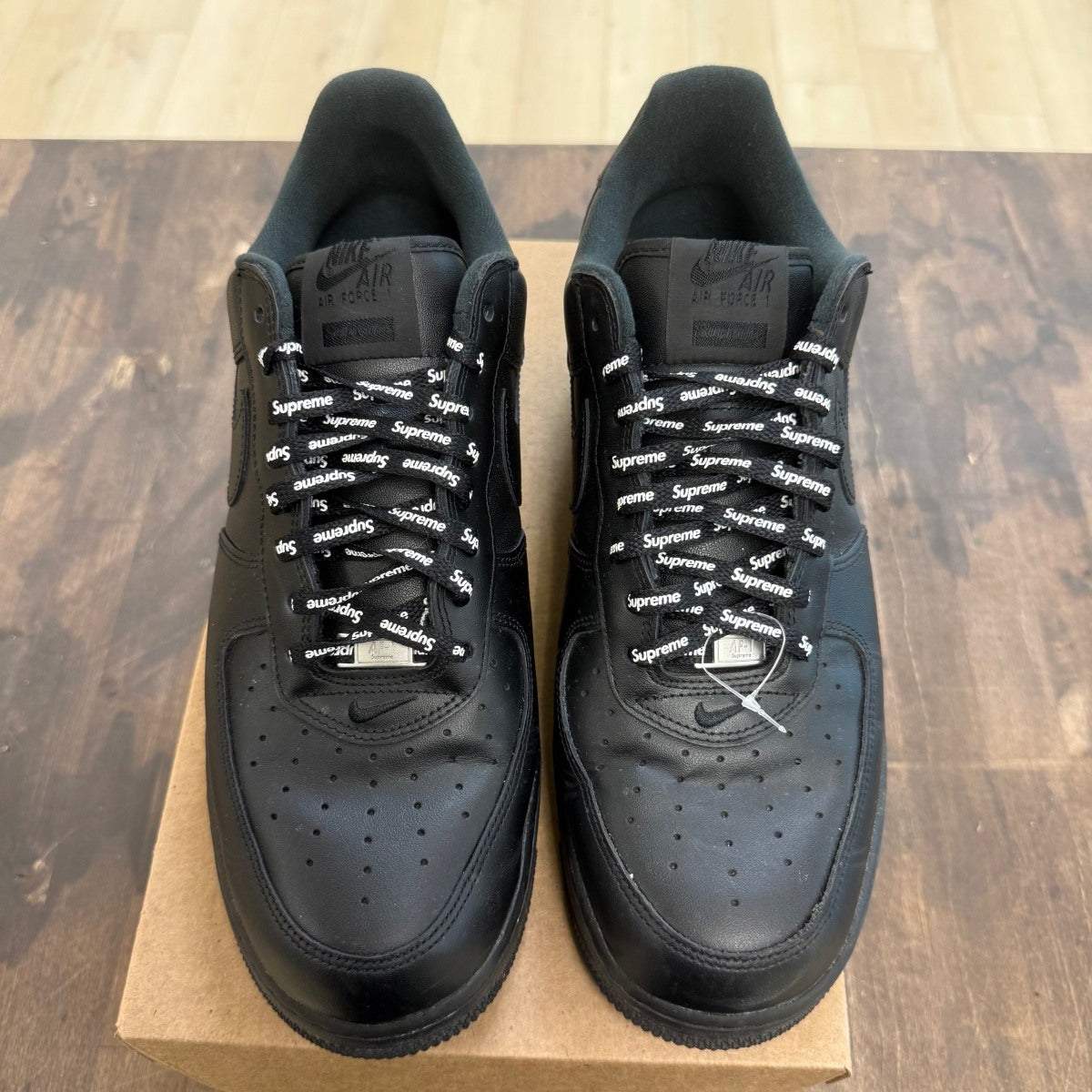 Nike Air Force 1 Low Supreme Black Size 12 (Pre-Owned) - Image 2
