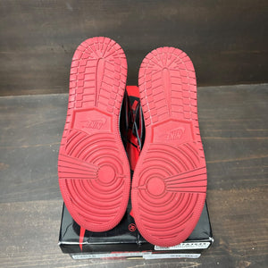 Jordan 1 Retro High OG Patent Bred (GS) Size 6Y (Pre-Owned) - box