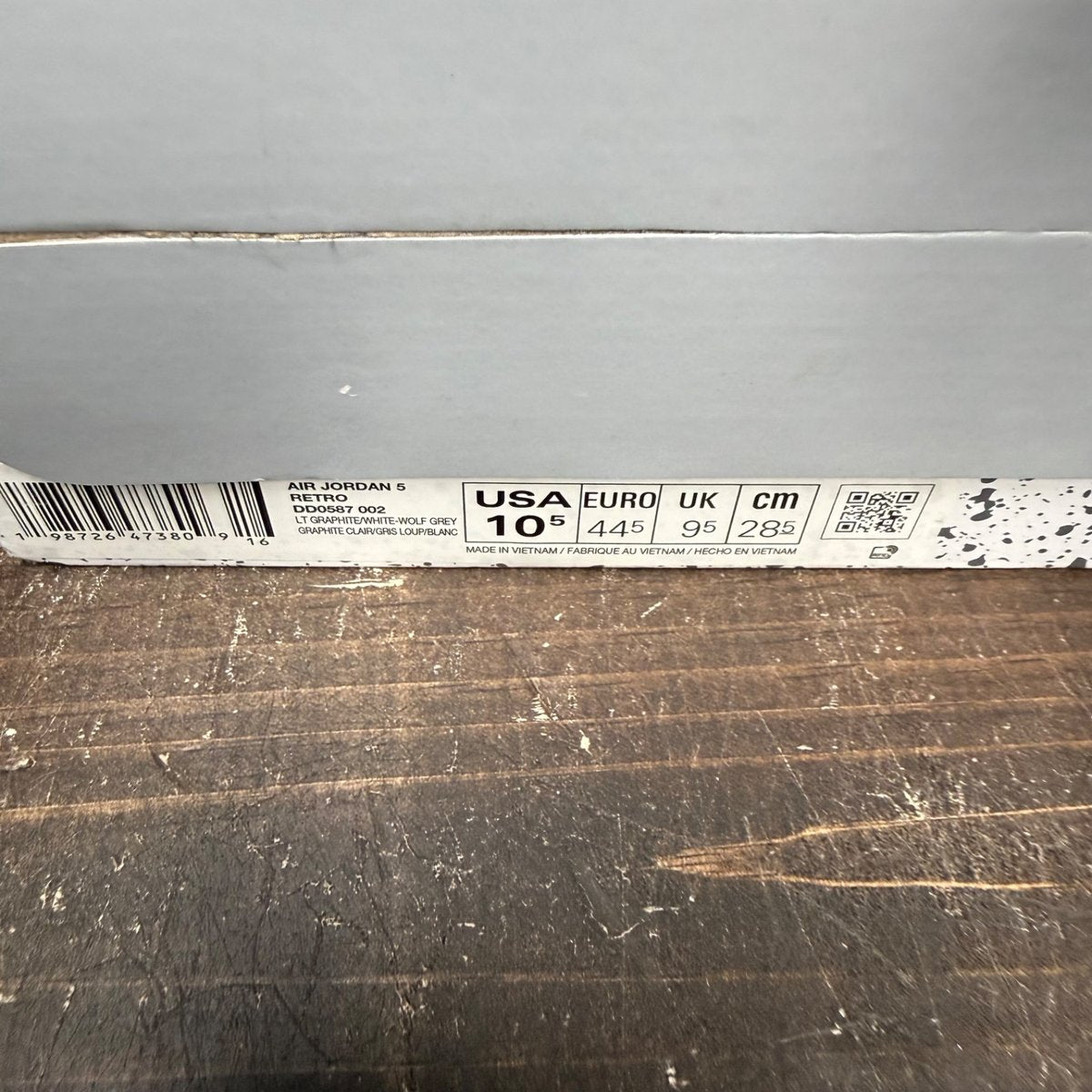 Jordan 5 Retro Wolf Grey (2026) Size 10.5 (Pre-Owned) - aux