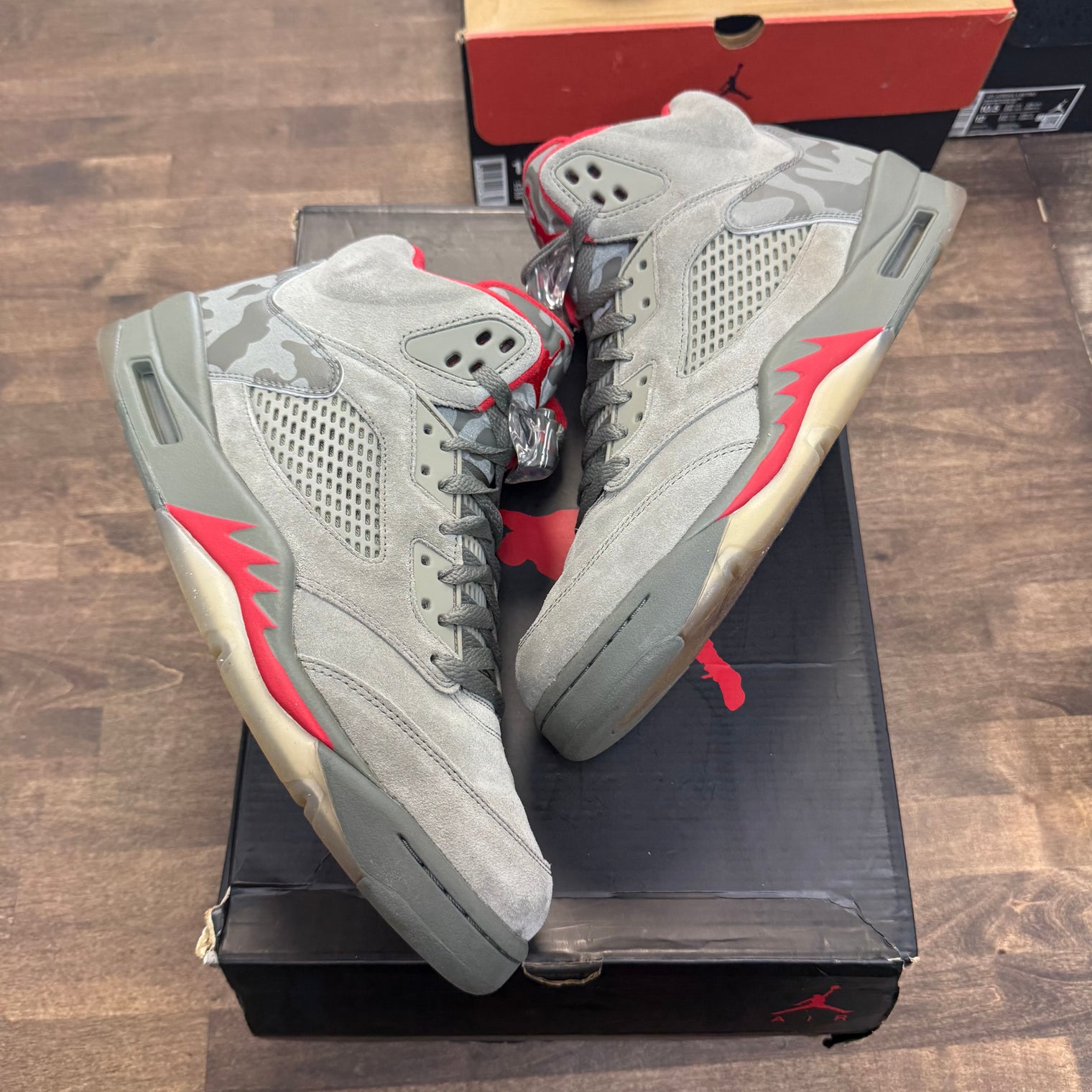 P51 Camo Jordan 5 Retro (USED)