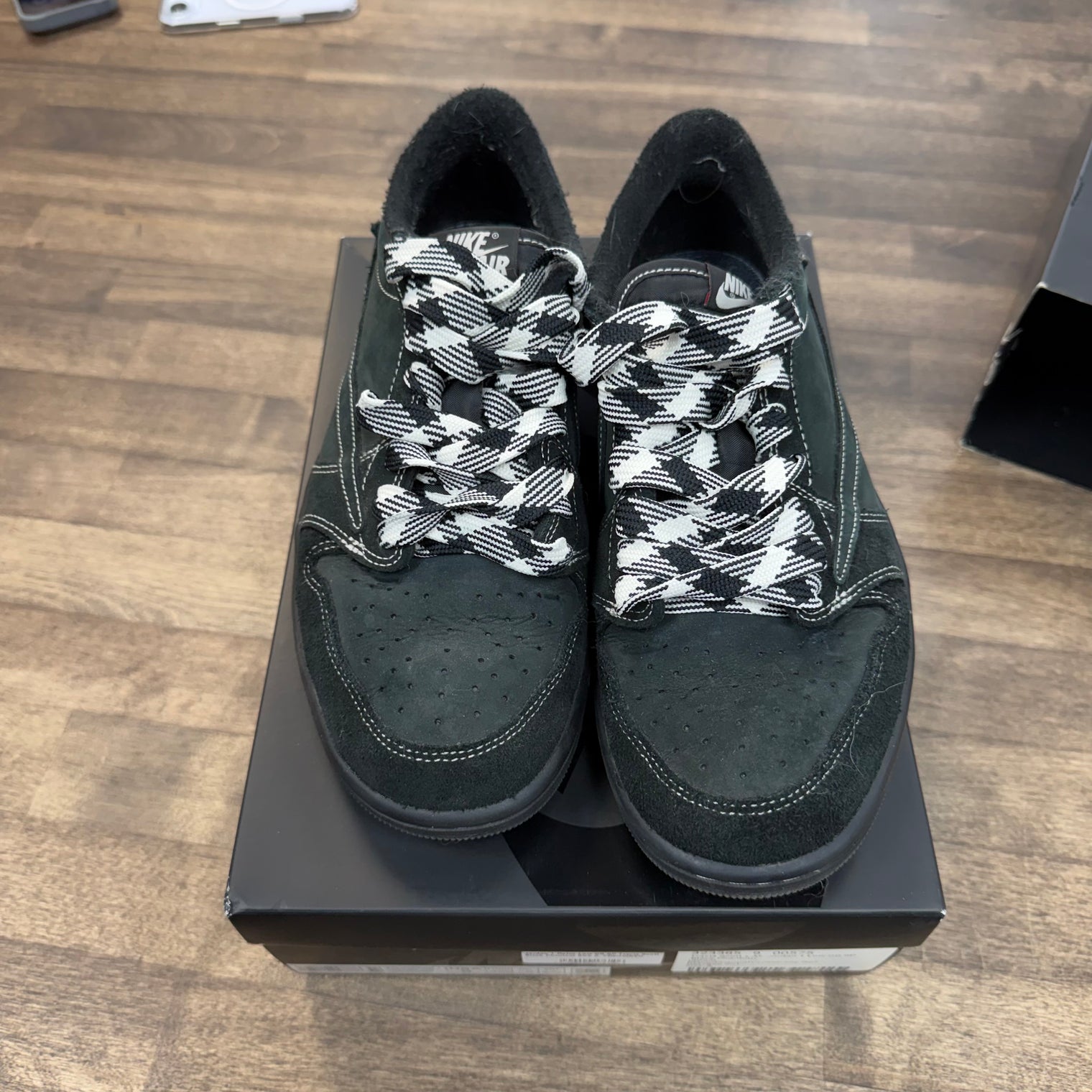 Phantom Travis Scott Jordan 1 Low OG (USED)
