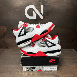 Jordan 4 Retro Fire Red (2020) Size 9 (Pre-Owned) - front