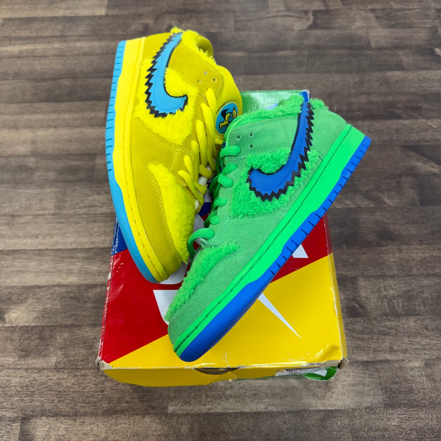 Grateful Dead Bears SB Dunk Low Opti Yellow/Green (USED, Replacement Box)